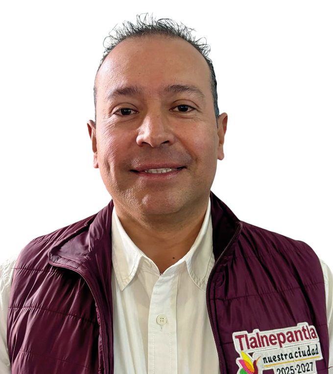 ARTURO FLORES FLORES